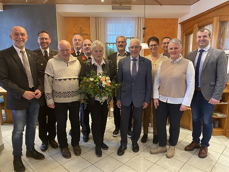 Freiwillige Feuerwehr Sallingstadt Glückwünsche zum 80. Geburtstag